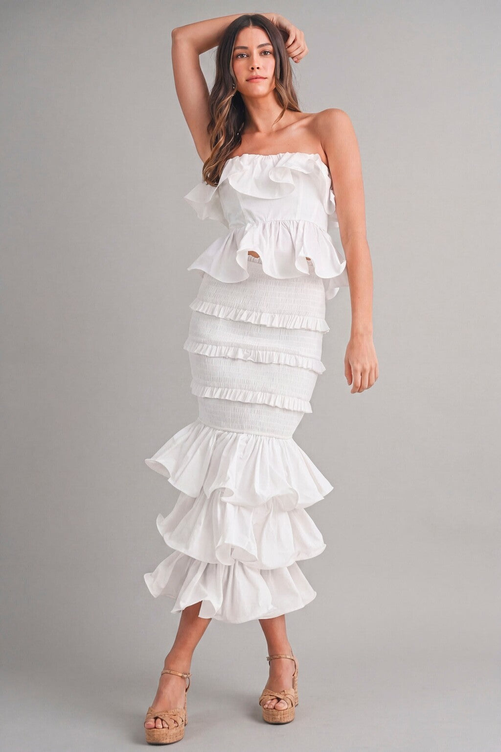 Set dos piezas ruffle off white vista angular