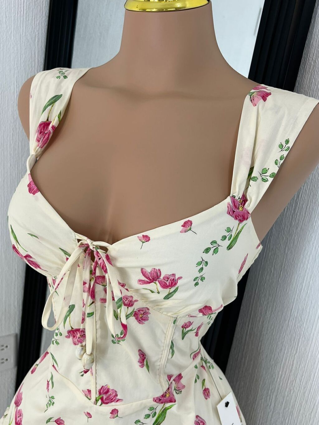 Vestido midi floral romance garden look completo MB Mayte Barrera
