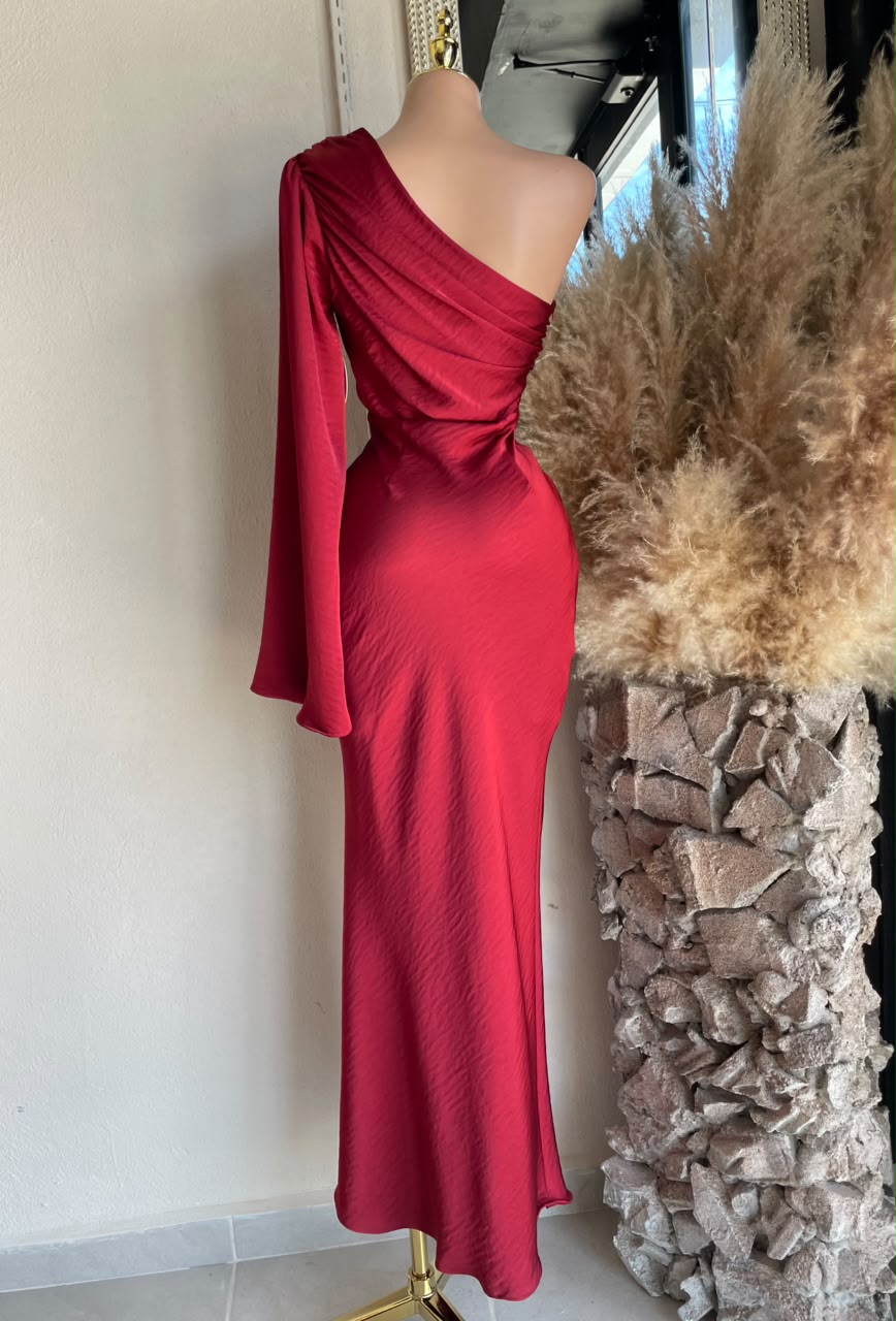 Vestido Largo Rojo Asimétrico 241420 imagen 2 MB Mayte Barrera