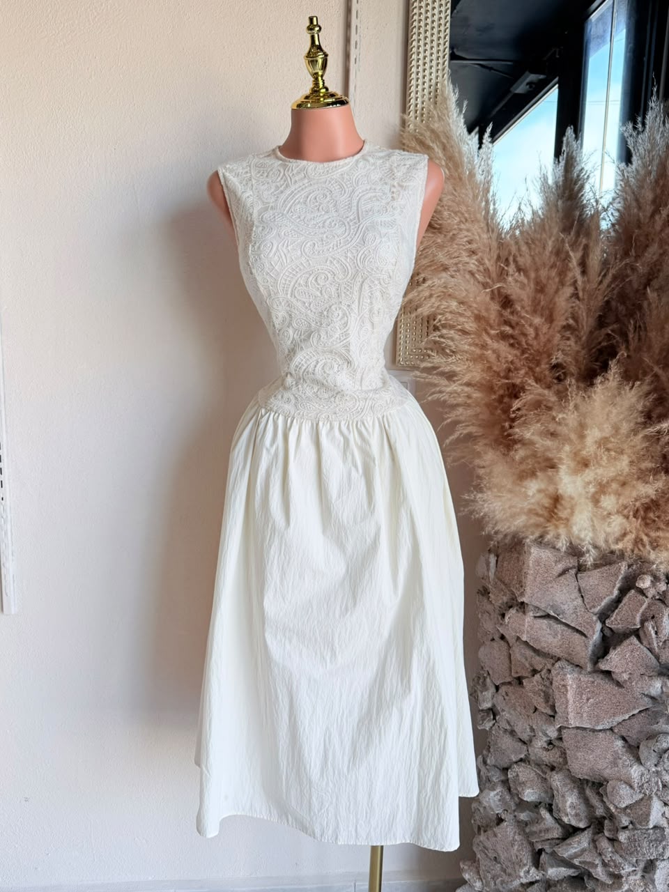 Vestido Midi Blanco de Algodón con Falda Amplia 260600 imagen 1 MB Mayte Barrera