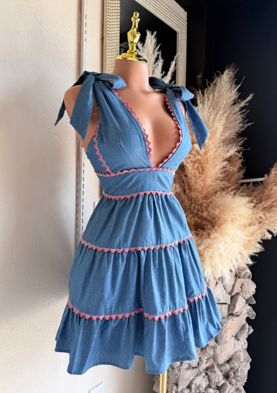 Vestido Azul con Lazos y Falda de Olanes 261464 imagen 6 MB Mayte Barrera