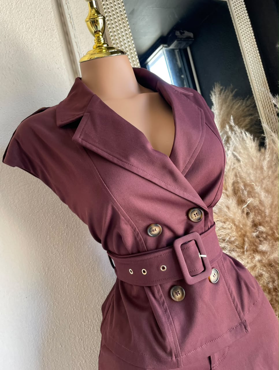 Set Sastre de Short Color Vino 261492 imagen 5 MB Mayte Barrera