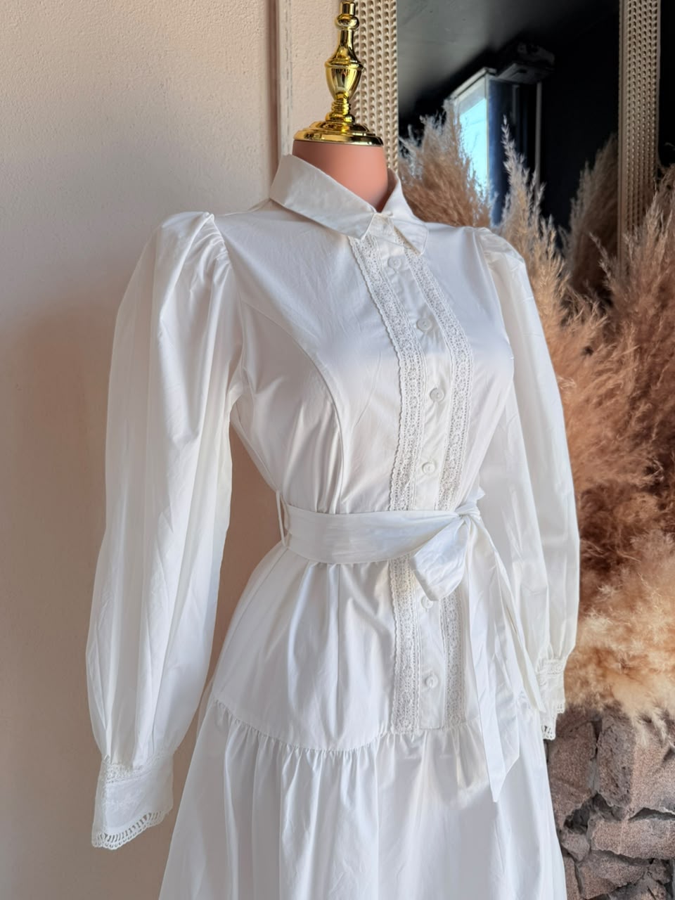 Vestido Blanco Camisero con Abertura en Cintura 261603 imagen 5 MB Mayte Barrera
