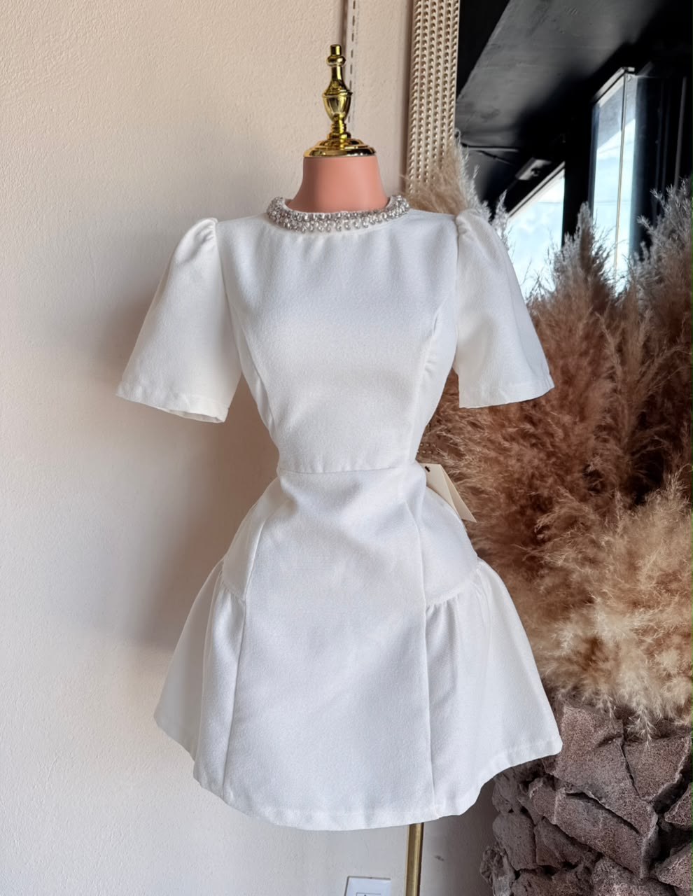 Vestido Corto Blanco de Cintura Esculpida 261649 imagen 1 MB Mayte Barrera