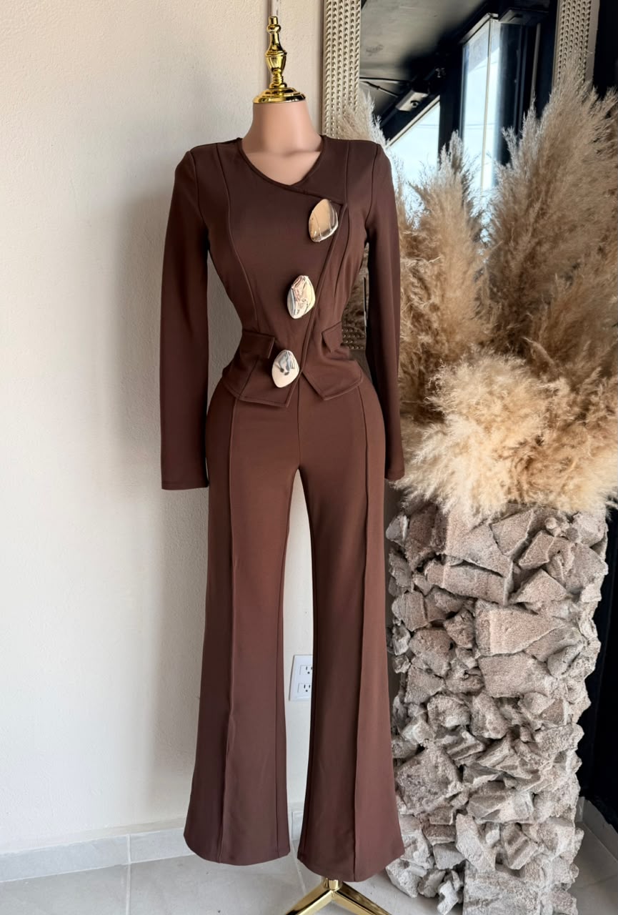 Jumpsuit café 261968 vista frontal completa MB Mayte Barrera