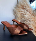 Zapatilla brown detalle de diseño MB Mayte Barrera