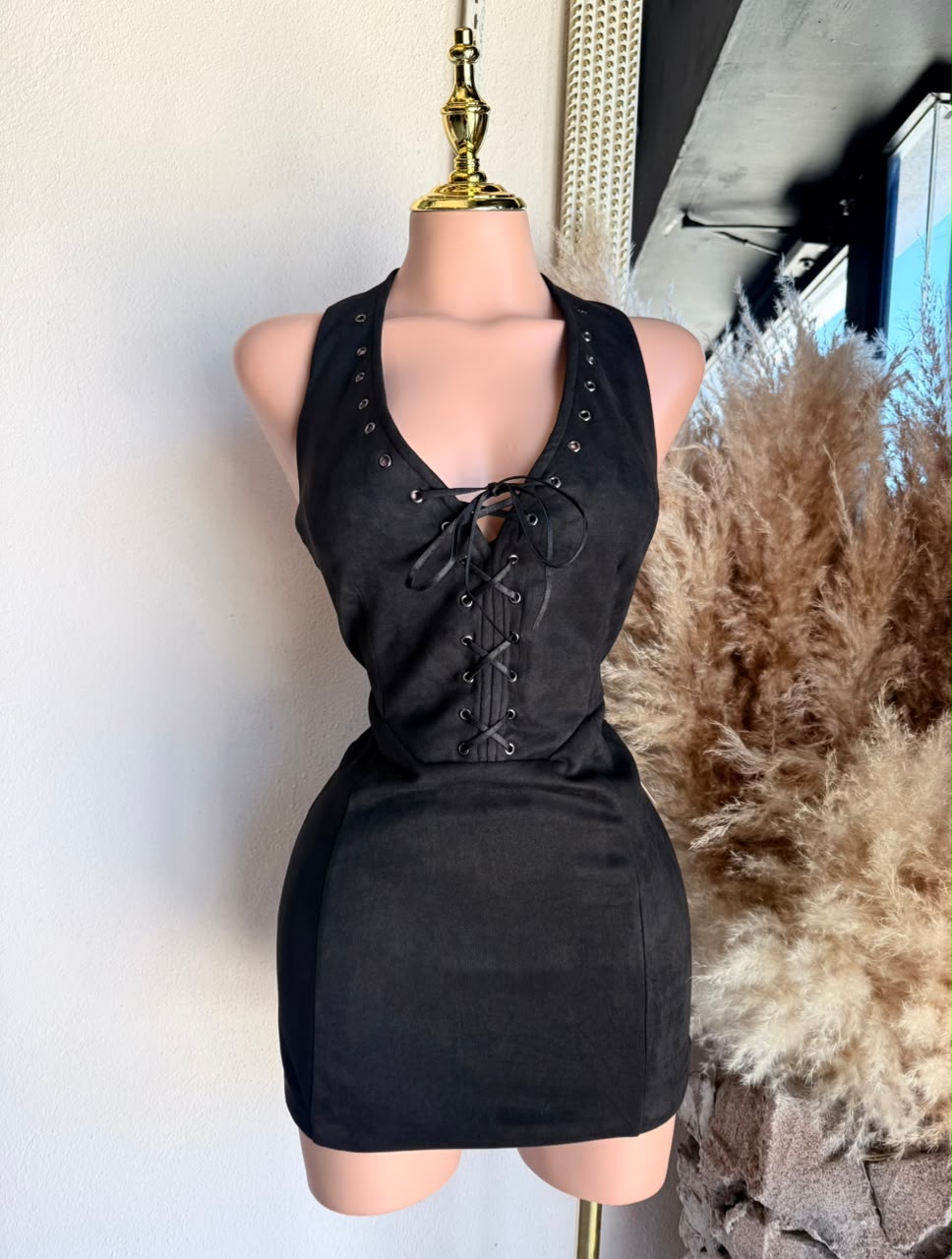 Vestido Mini Negro Halter con Cordón – Vestido para Mujer 262013