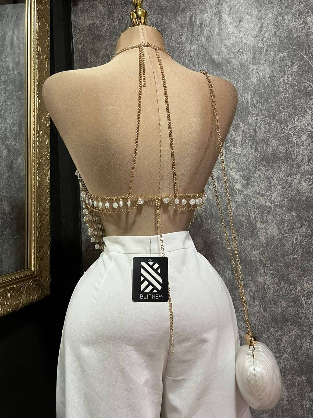 Conjunto perlas metálicas wide leg pantalón look completo