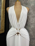 Vestido Maxi Halter con Escote Profundo y Herraje Dorado 261158