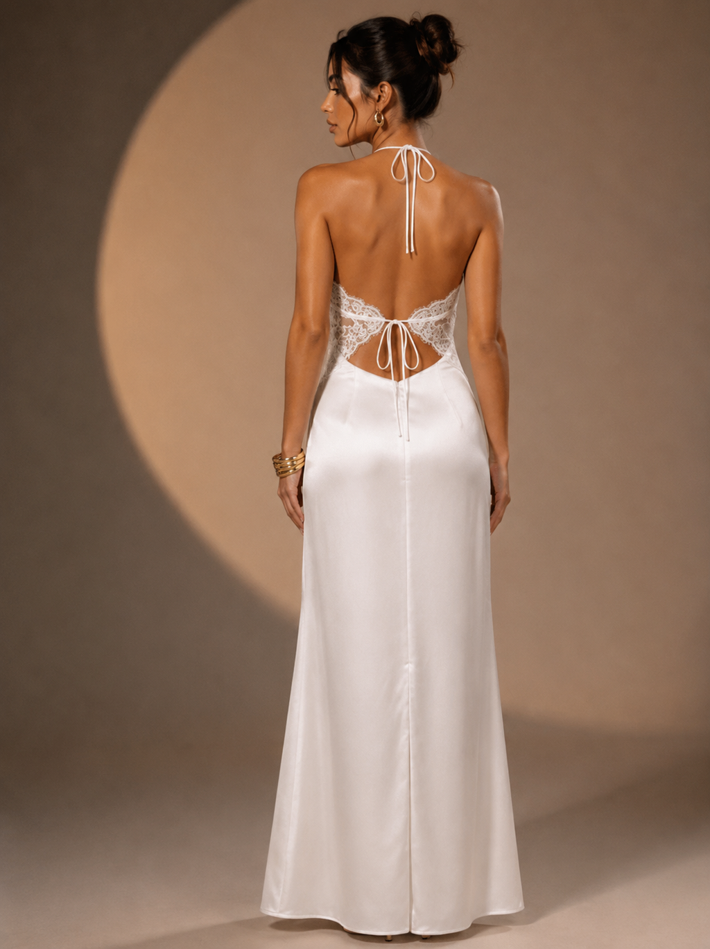 Vestido largo satinado con encaje silueta completa MB Mayte Barrera