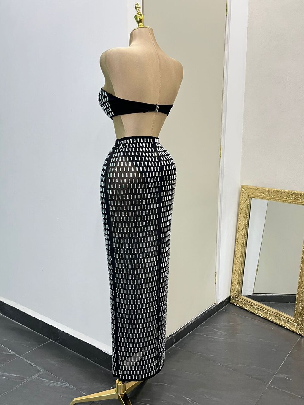 Set midnight crystal falda maxi cristales vista frontal