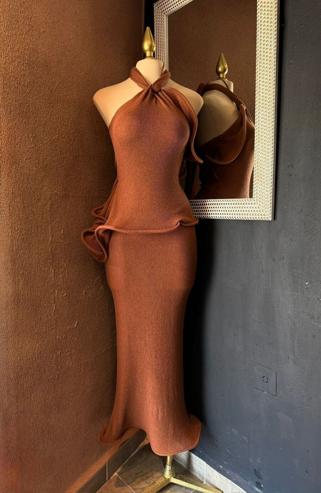 Vestido maxi de punto 260358 silueta completa