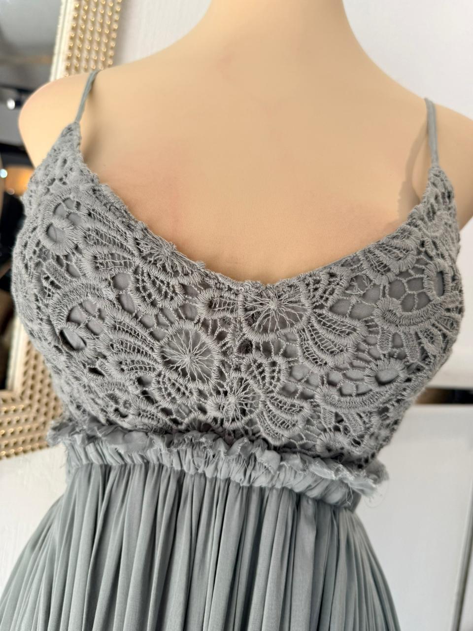 Vestido maxi boho chic vista frontal completa