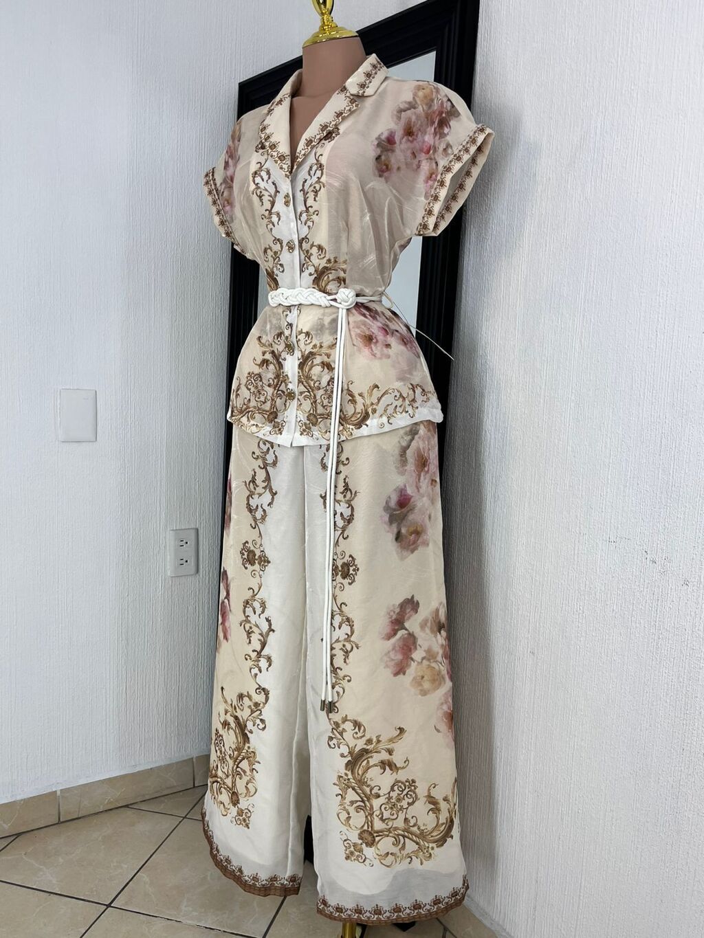 Set apricot multi barroco silueta completa elegante