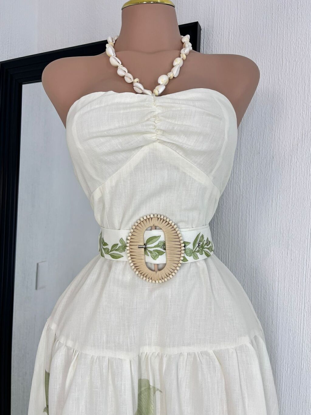 Vestido maxi tropical ivory vista frontal completa