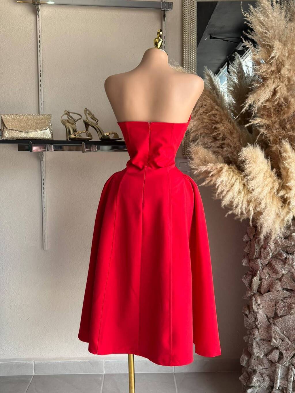 Vestido Strapless Rojo Silueta Princesa 261661
